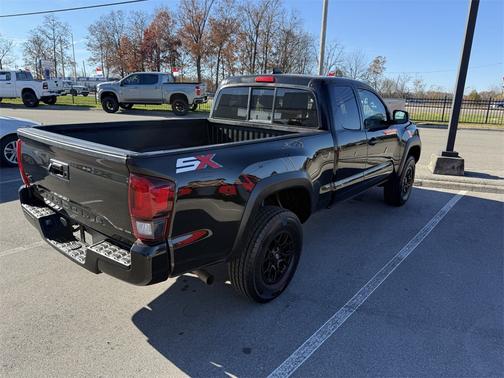 2021 Toyota Tacoma SR