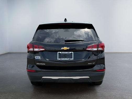 Mosaic Black Metallic 2022 Chevrolet Equinox LT