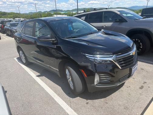 Mosaic Black Metallic 2022 Chevrolet Equinox LT