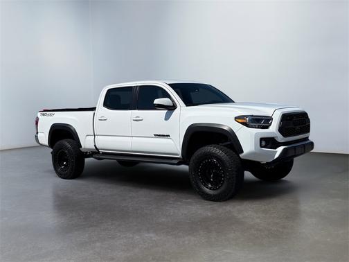 2023 Toyota Tacoma TRD Off-Road
