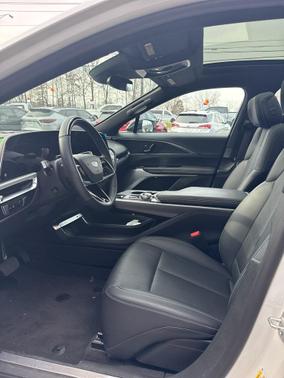 2024 Cadillac LYRIQ Luxury