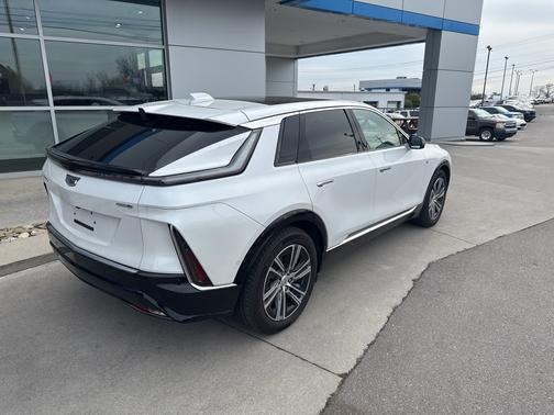 2024 Cadillac LYRIQ Luxury