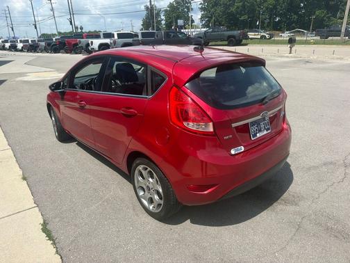 Red Candy Metallic Tinted Clearcoat 2011 Ford Fiesta SES