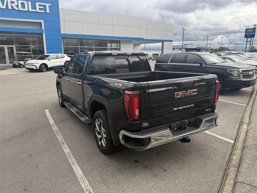 2022 GMC Sierra 1500 SLT