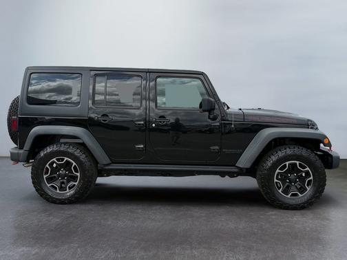Black Clearcoat 2016 Jeep Wrangler Unlimited Rubicon
