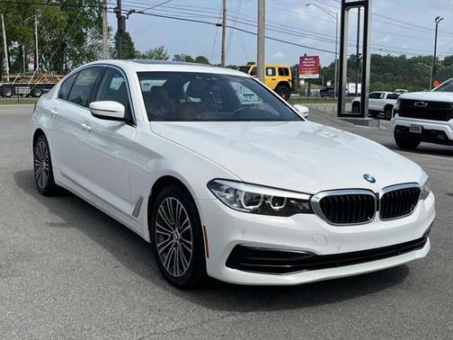 2019 BMW 540 540i