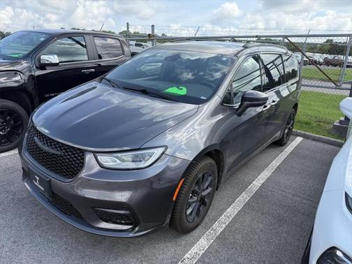 2021 Chrysler Pacifica Touring L