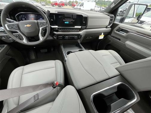 2025 Chevrolet Silverado 2500 LT