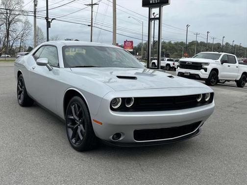 2021 Dodge Challenger SXT