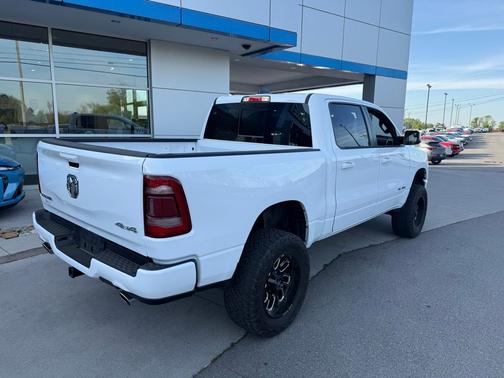 Bright White Clearcoat 2023 RAM 1500 Laramie