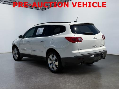 White 2011 Chevrolet Traverse LTZ