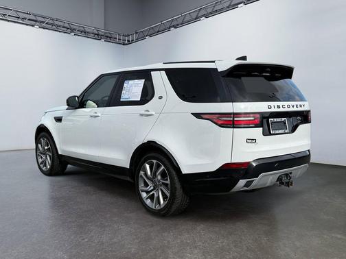 2020 Land Rover Discovery Landmark Edition