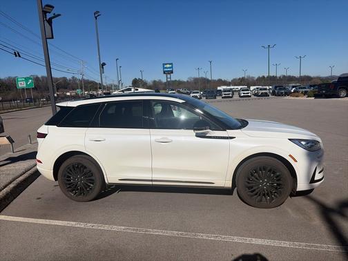 2023 Lincoln Corsair Reserve