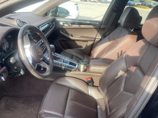 2021 Porsche Macan S