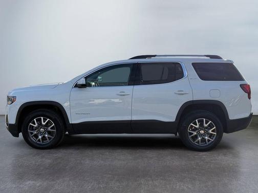 2022 GMC Acadia SLT