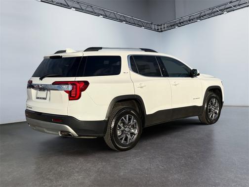 2022 GMC Acadia SLT