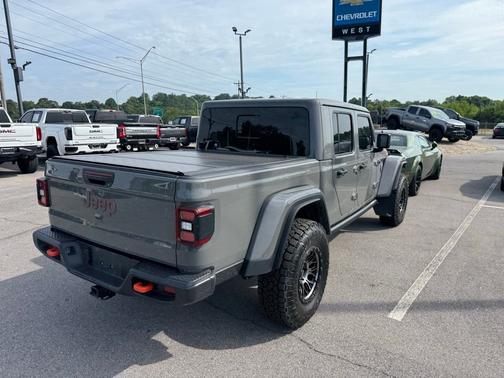 Sting-Gray Clearcoat 2021 Jeep Gladiator Mojave