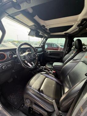 Sting-Gray Clearcoat 2021 Jeep Gladiator Mojave