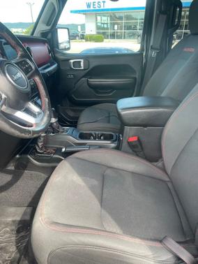 Black Clearcoat 2019 Jeep Wrangler Rubicon