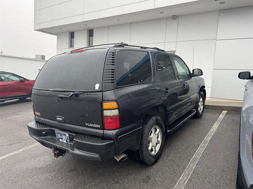 2004 GMC Yukon Denali