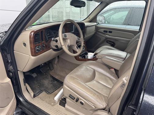 2004 GMC Yukon Denali