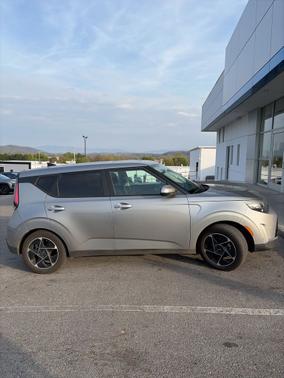 2023 Kia Soul EX