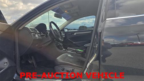 2017 Volkswagen Passat 1.8T R-Line