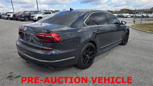 2017 Volkswagen Passat 1.8T R-Line