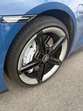 2021 Porsche Taycan Base