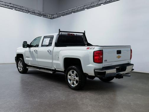 Summit White 2019 Chevrolet Silverado 2500 LTZ