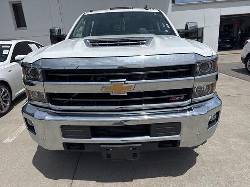 Summit White 2019 Chevrolet Silverado 2500 LTZ