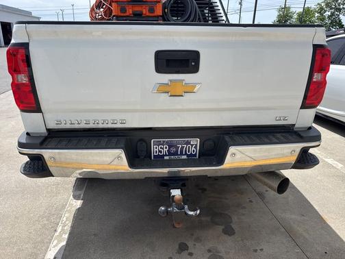 Summit White 2019 Chevrolet Silverado 2500 LTZ