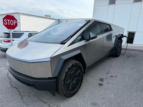 2025 Tesla Cybertruck Base