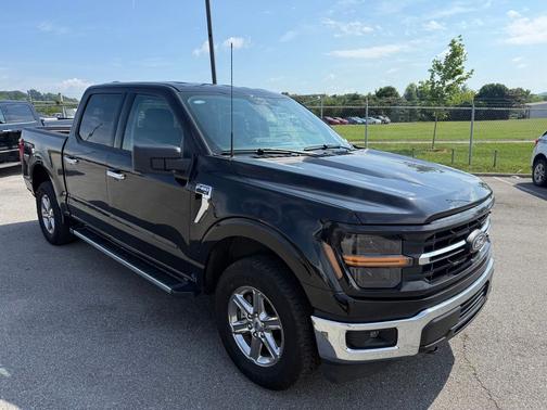 Black Metallic 2025 Ford F-150 XLT