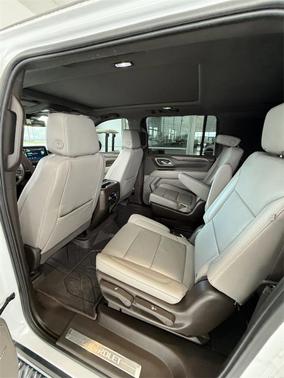 2023 Chevrolet Suburban Z71