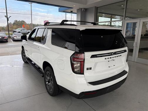 2023 Chevrolet Suburban Z71