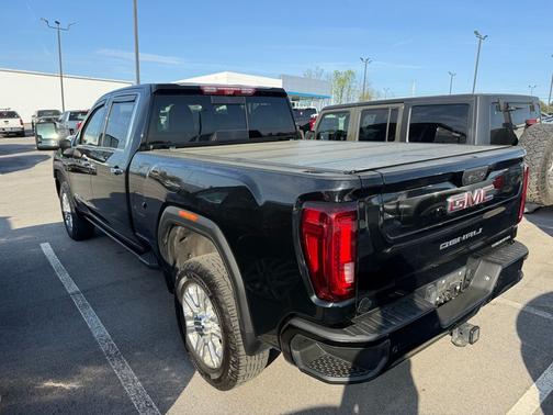 Onyx Black 2022 GMC Sierra 2500 Denali