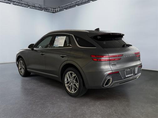 2022 Genesis GV70 2.5T