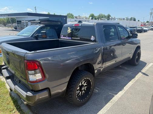 Granite Crystal Metallic Clearcoat 2021 RAM 1500 Big Horn/Lone Star