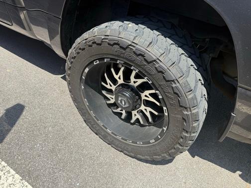 Granite Crystal Metallic Clearcoat 2021 RAM 1500 Big Horn/Lone Star