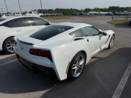 Arctic White 2018 Chevrolet Corvette Stingray