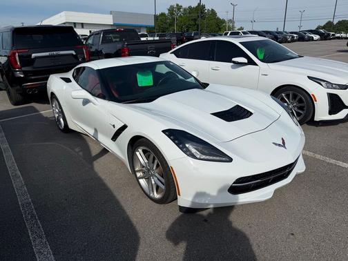 Arctic White 2018 Chevrolet Corvette Stingray