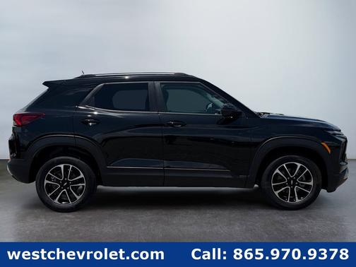 Mosaic Black Metallic 2026 Chevrolet Trailblazer LT