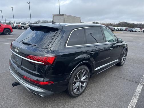 2022 Audi SQ7 Prestige