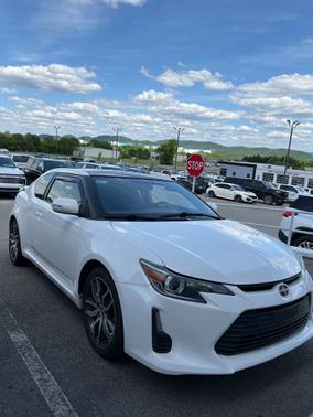 Super White 2014 Scion tC Monogram