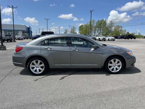 2012 Chrysler 200 Touring