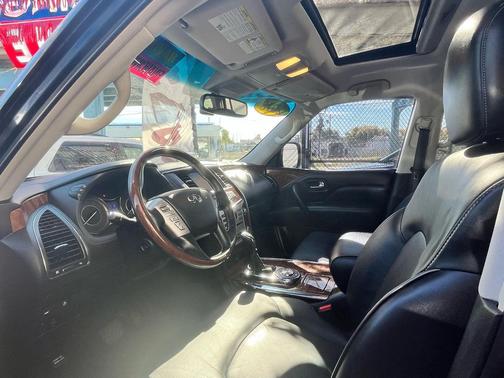 2018 INFINITI QX80 Base