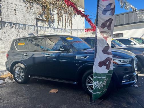 2018 INFINITI QX80 Base