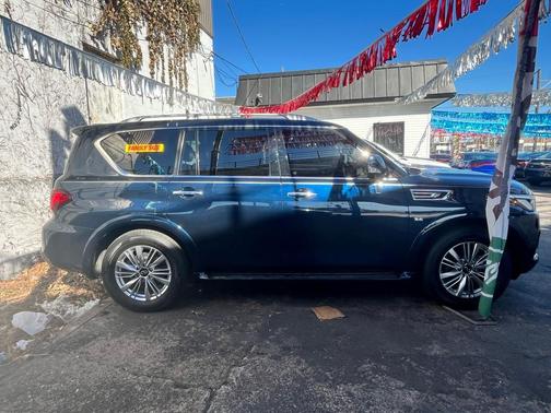 2018 INFINITI QX80 Base