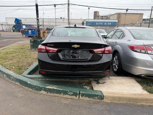 2021 Chevrolet Malibu FWD LT